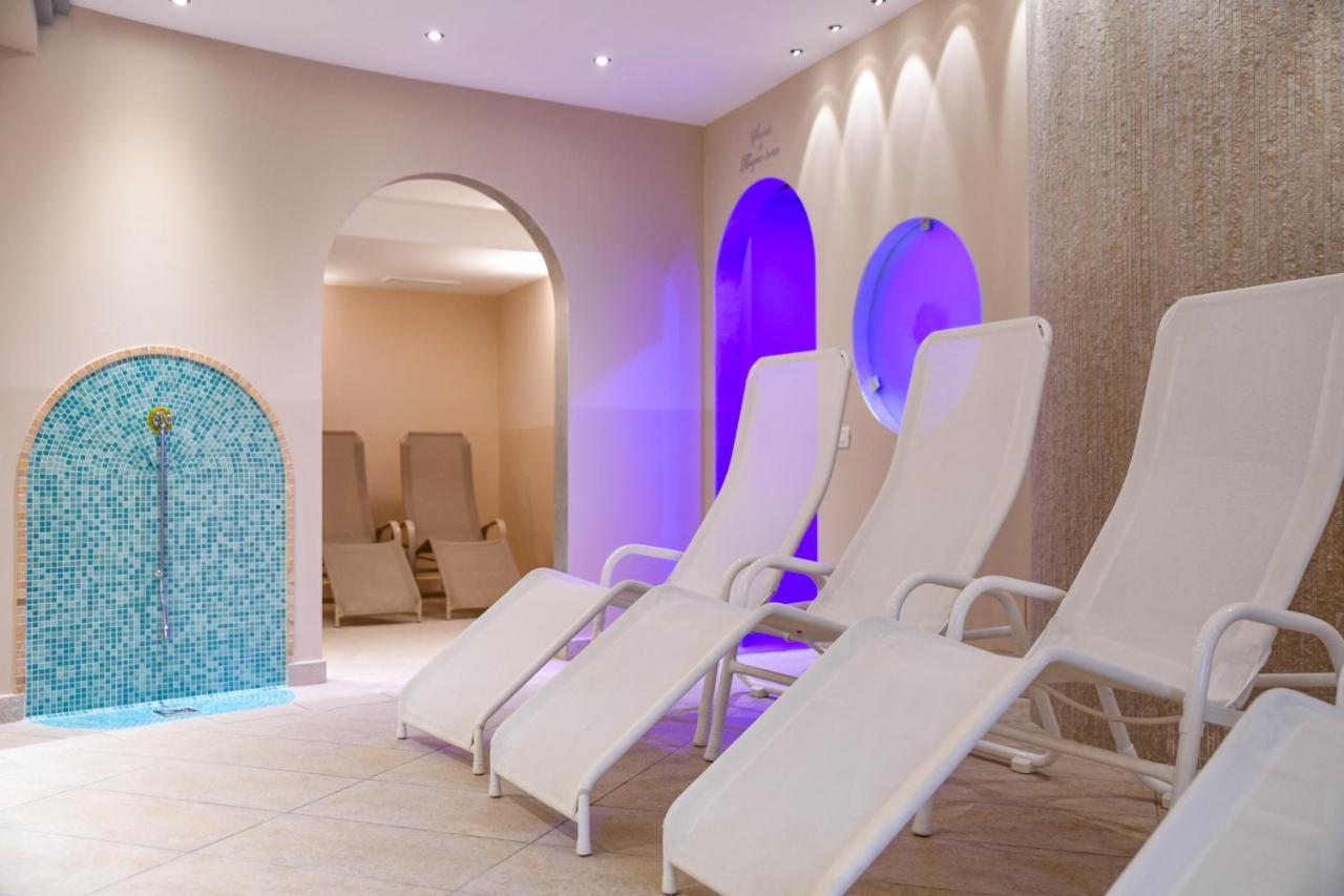 Hotel La Gardenia & Villa Oleandra Лимоне-суль-Гарда Экстерьер фото